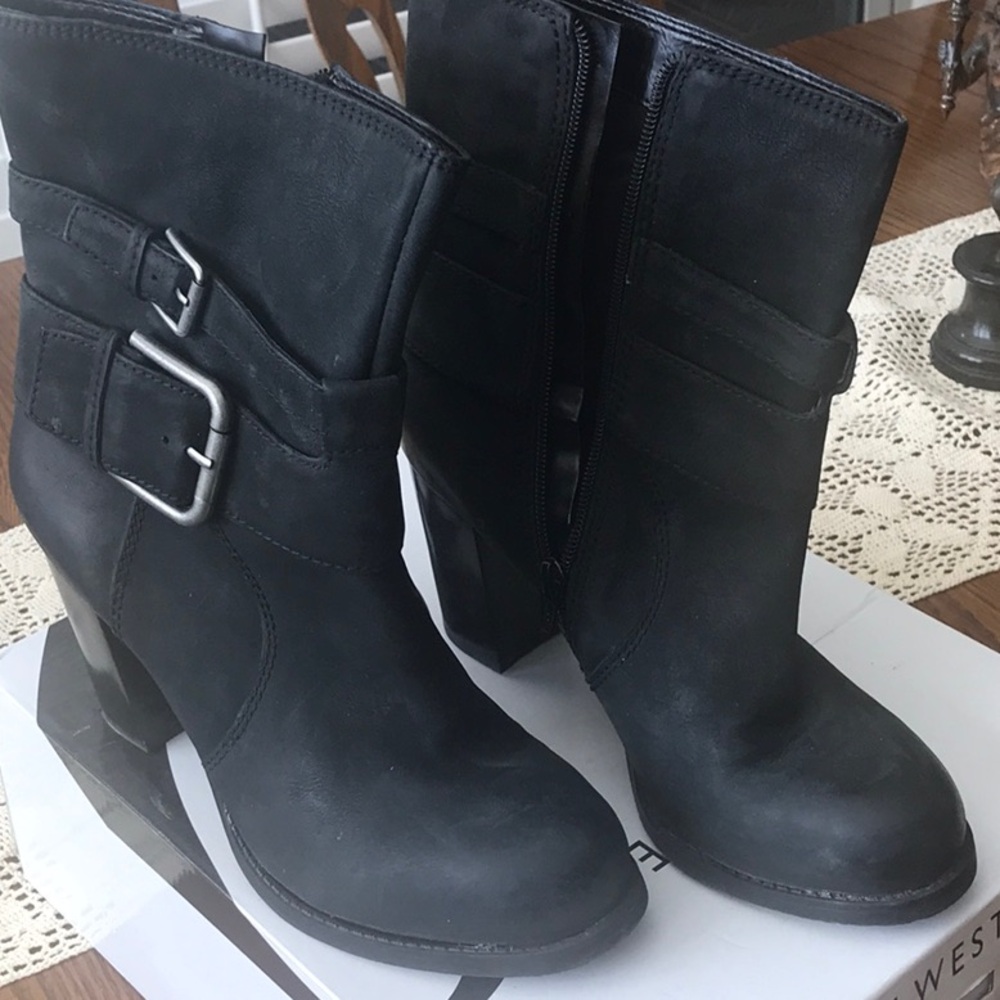 Nine West low, high heel Boots